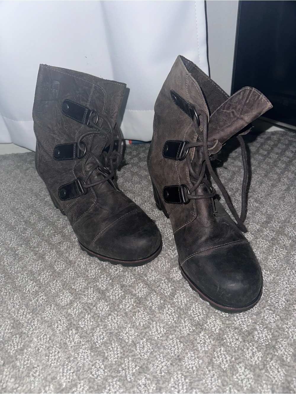 Sorel Dark Brown Lace-Up Wedge Ankle Boots